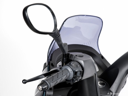 Kymco New Dink zwart